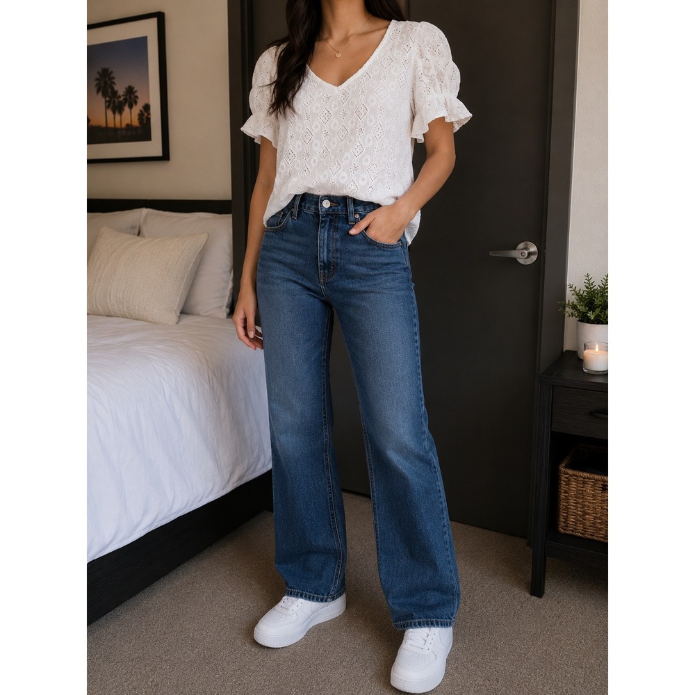 French Laundry White Eyelet Flutter Sleeve V-Neck Top Plus Size 1X Diamond Lace